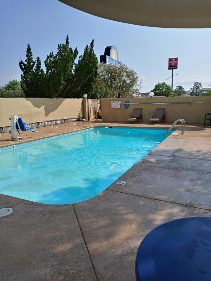 Days Inn By Wyndham Willcox Bagian luar foto